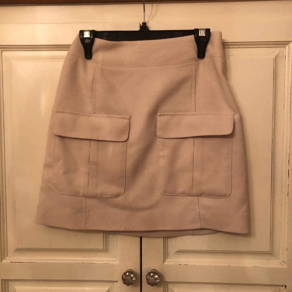 H&M beige mini skirt